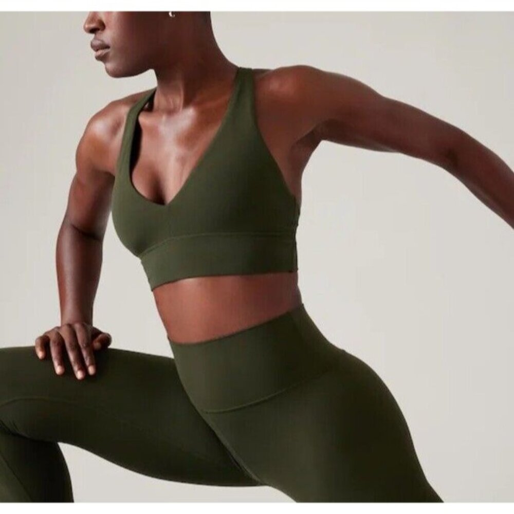 Athleta S Transcend Plunge Sports Bra Small D-DD Aspen Olive Green